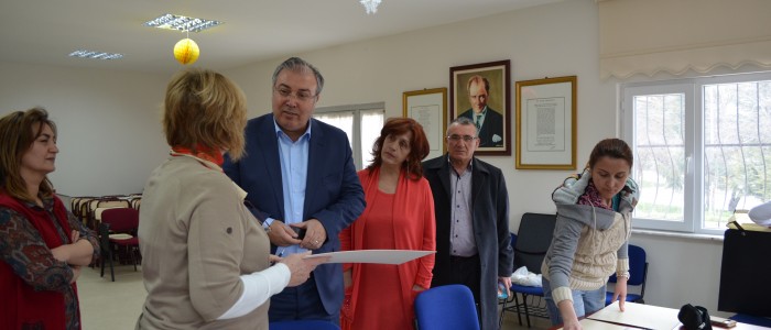 CHP Ankara 1.Bölge Milletvekili A.Adayı Ercan ÇUHADAR Minyatür Sanatı Çalışma Atölyesi’ni ziyaret etti.