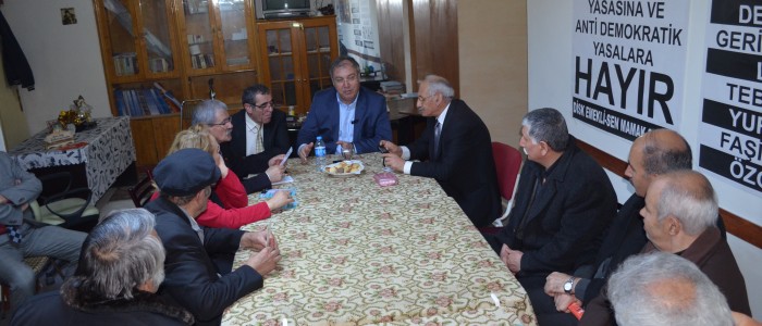 CHP Ankara 1.Bölge Milletvekili A.Adayı Ercan ÇUHADAR Mamak Emekli Sendikasında düzenlenen toplantıya katıldı.